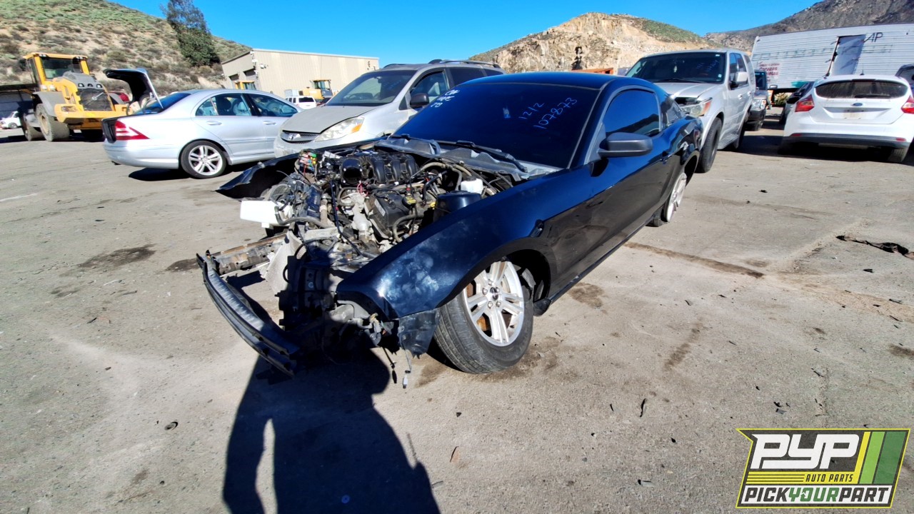 2013 FORD MUSTANG partes disponibles