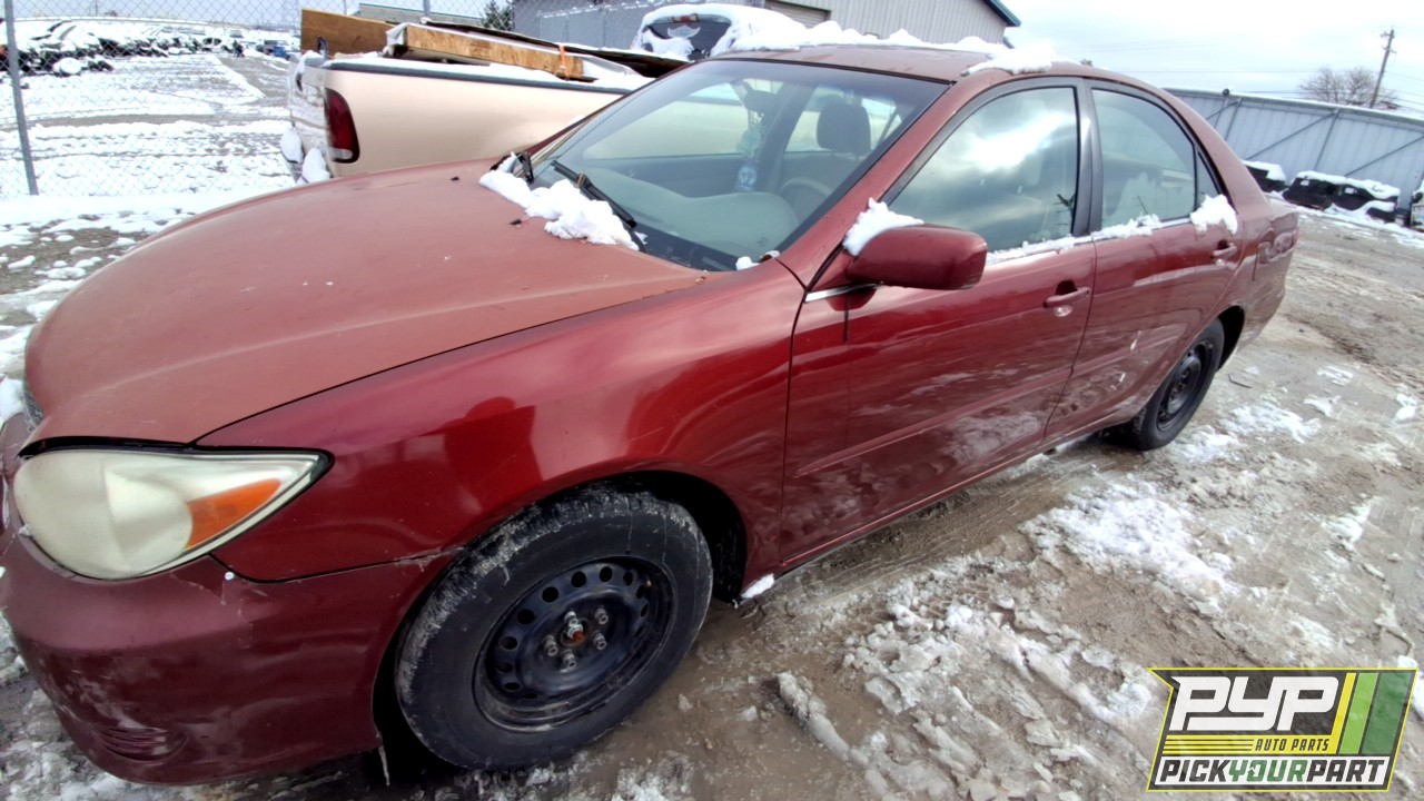 2006 TOYOTA CAMRY partes disponibles
