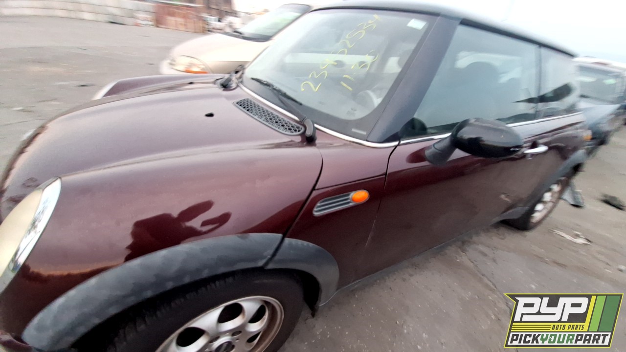 2003 MINI COOPER partes disponibles