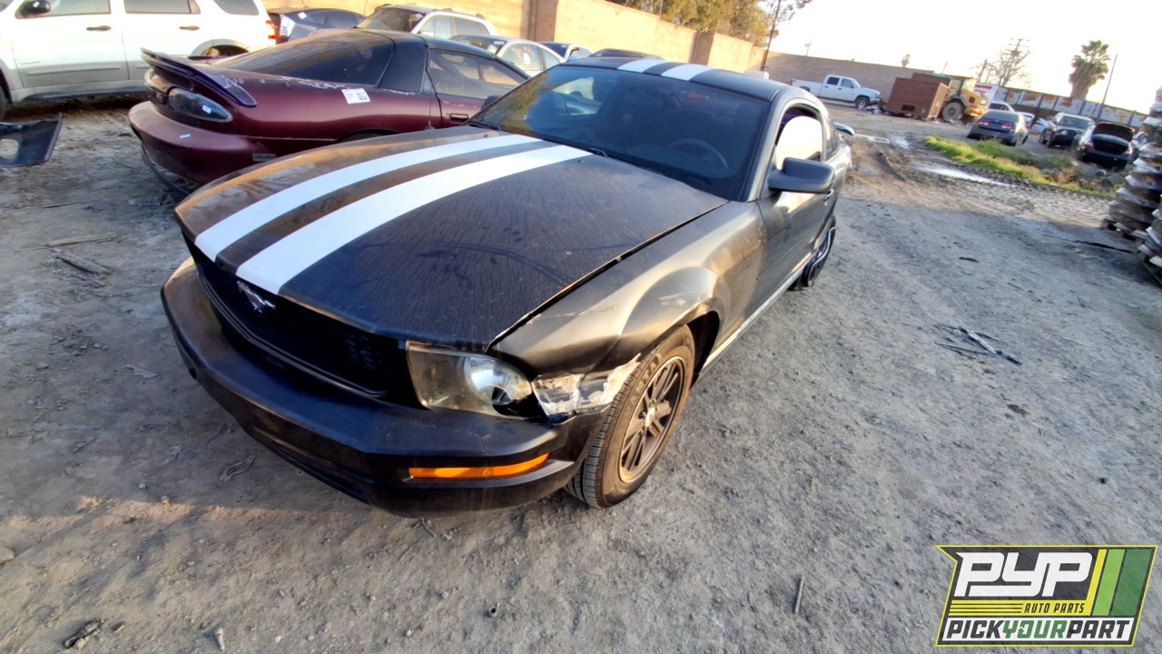 2005 FORD MUSTANG partes disponibles
