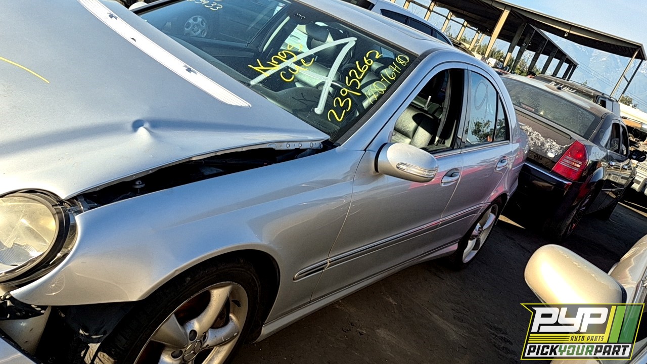 2006 MERCEDES-BENZ C230 partes disponibles