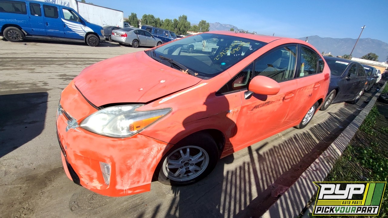 2011 TOYOTA PRIUS partes disponibles