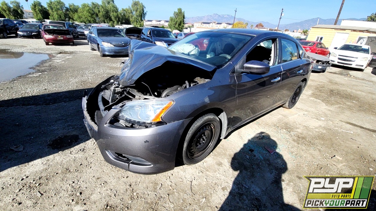 2015 NISSAN SENTRA partes disponibles