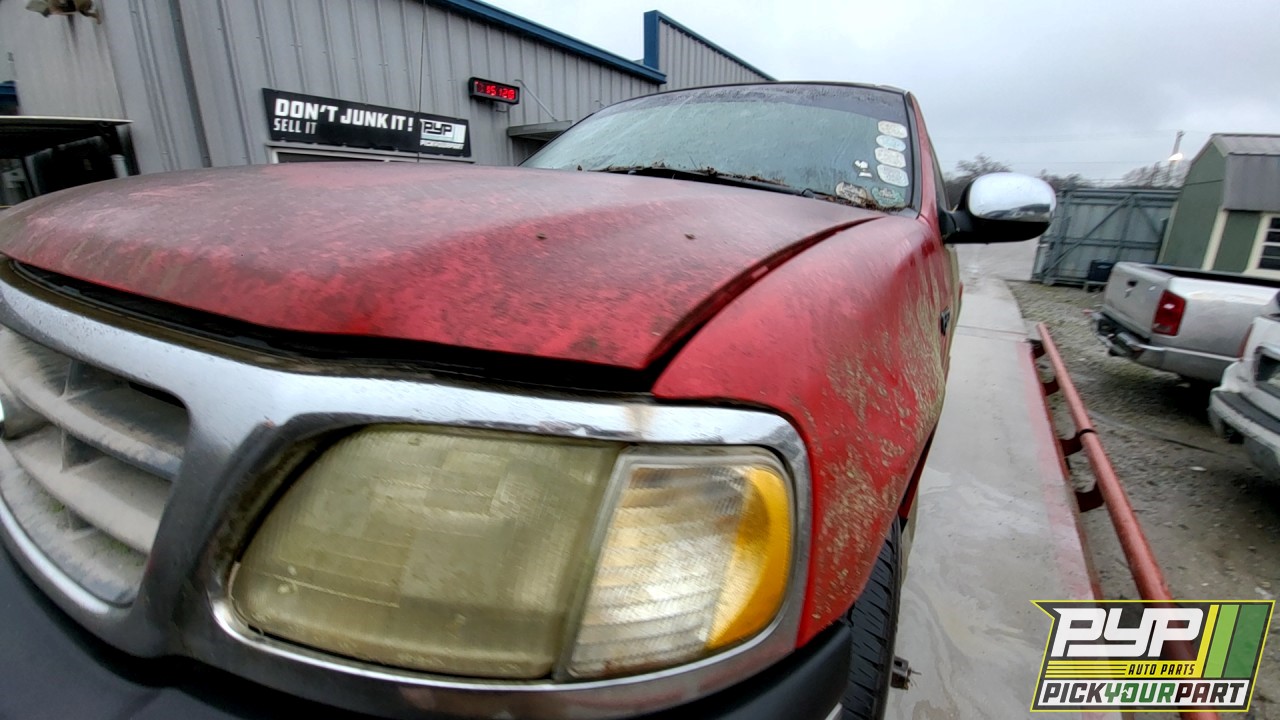 2000 FORD F-150 available for parts