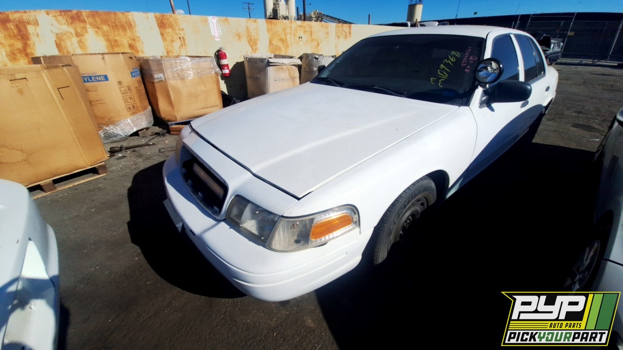 2003 FORD CROWN VICTORIA partes disponibles