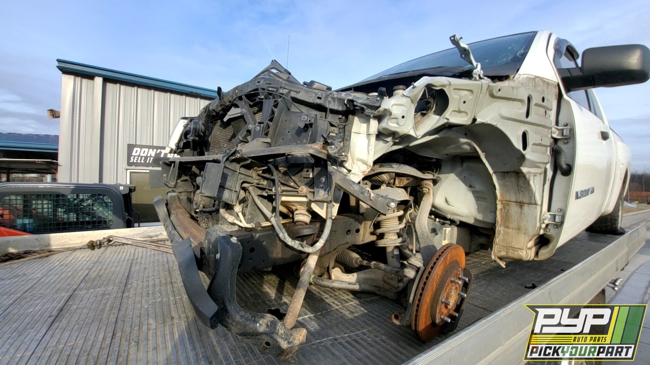 2005 NISSAN TITAN partes disponibles