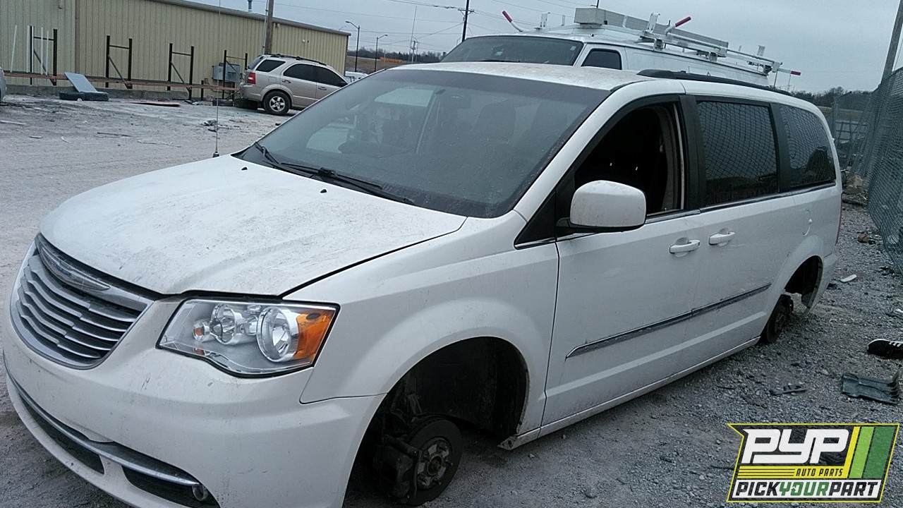 2012 CHRYSLER TOWN & COUNTRY partes disponibles