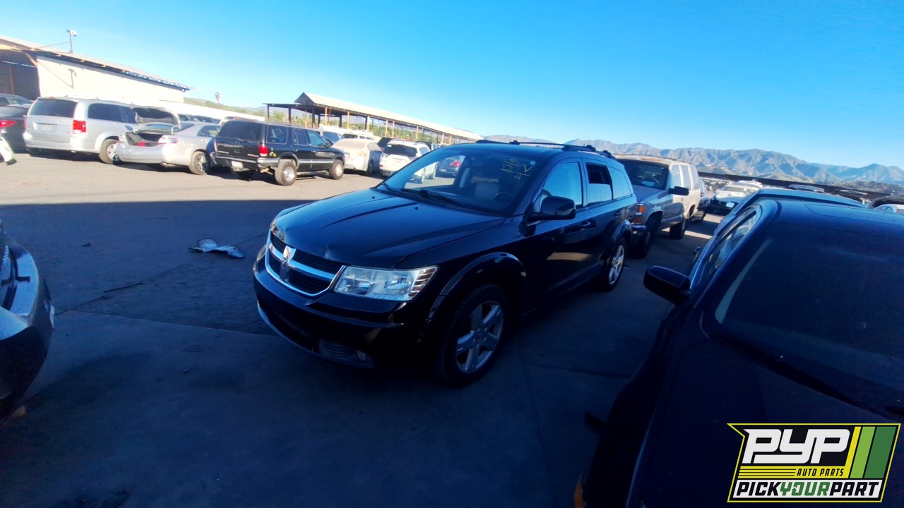 2009 DODGE JOURNEY available for parts
