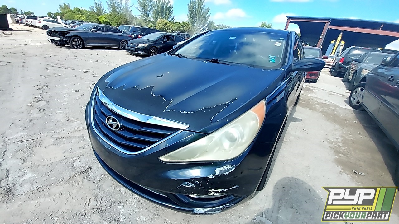 2013 HYUNDAI SONATA available for parts
