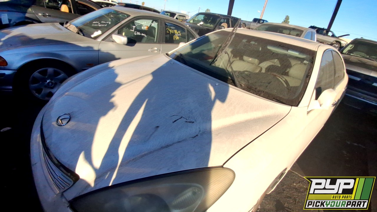 2002 LEXUS ES300 partes disponibles