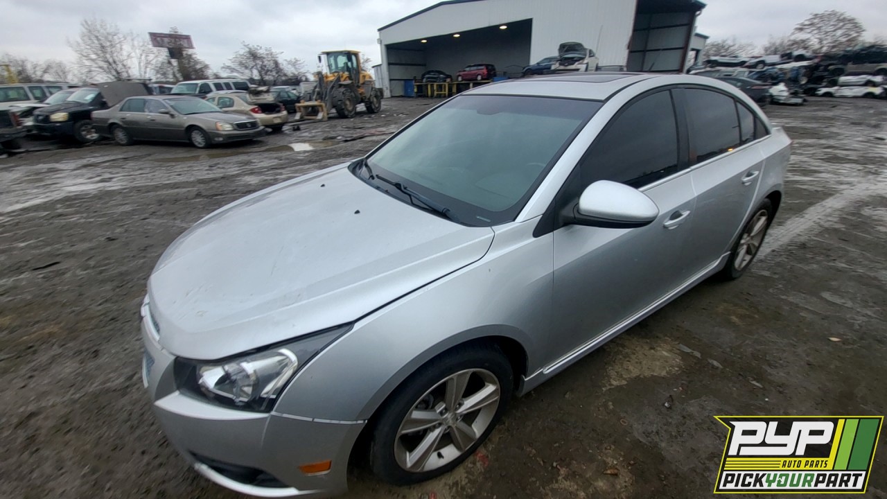 2013 CHEVROLET CRUZE partes disponibles