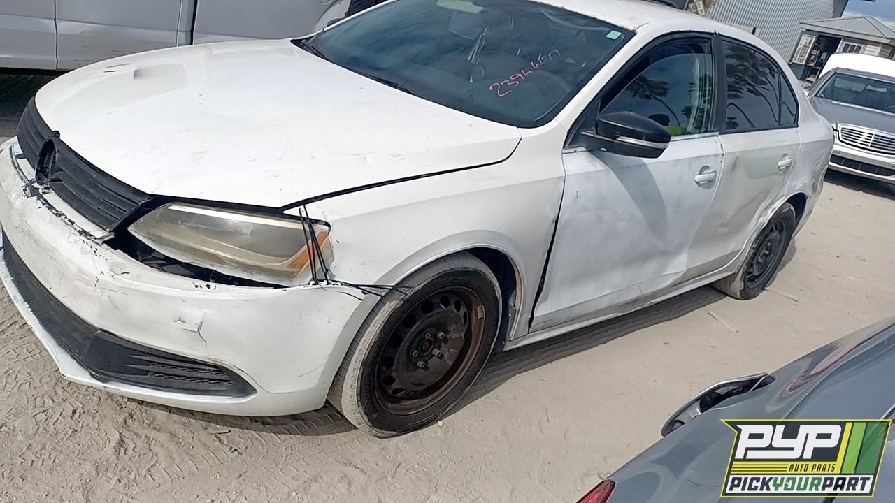 2011 VOLKSWAGEN JETTA partes disponibles