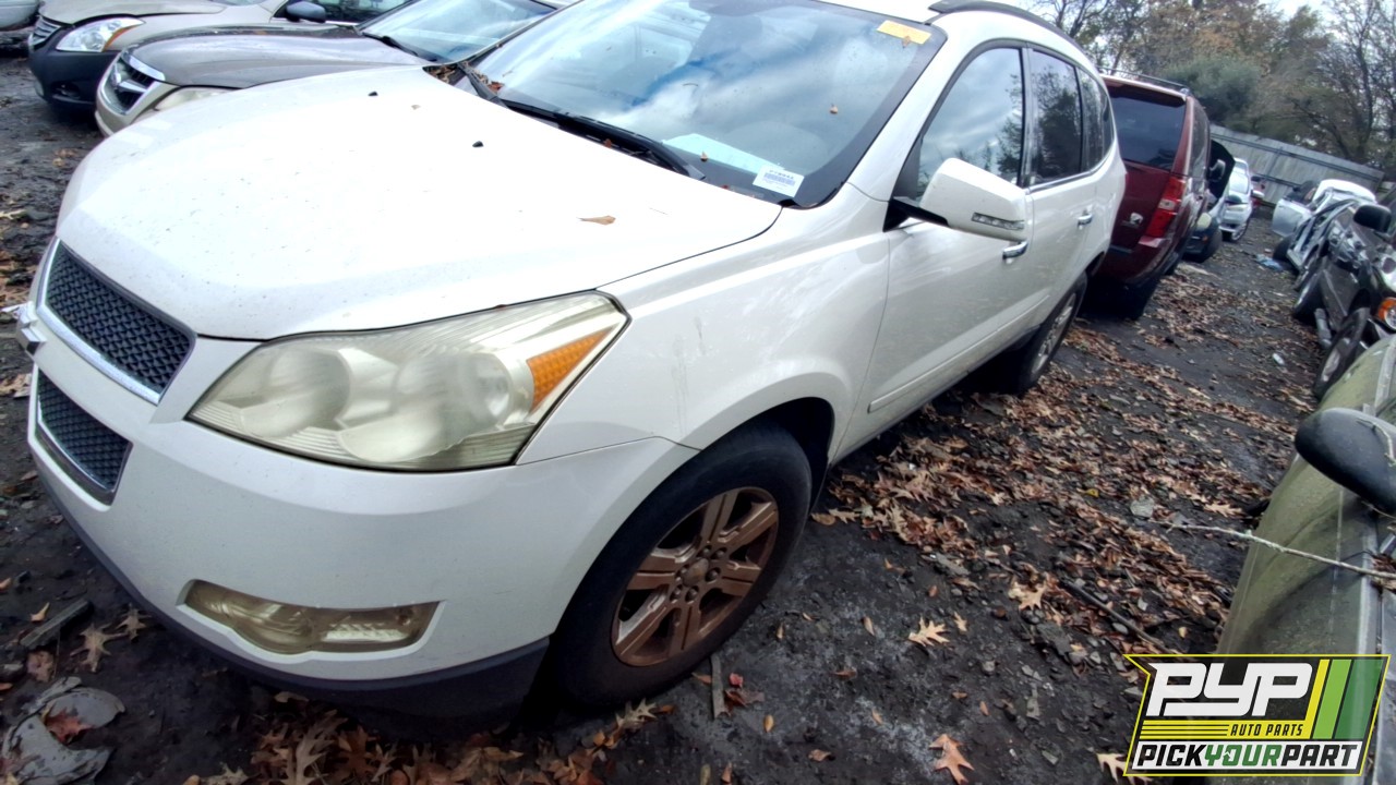 2011 CHEVROLET TRAVERSE partes disponibles
