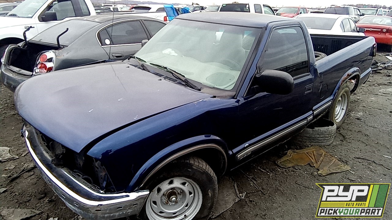 2001 CHEVROLET S10 partes disponibles