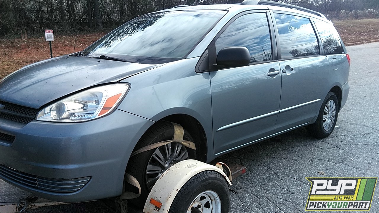 2004 TOYOTA SIENNA available for parts