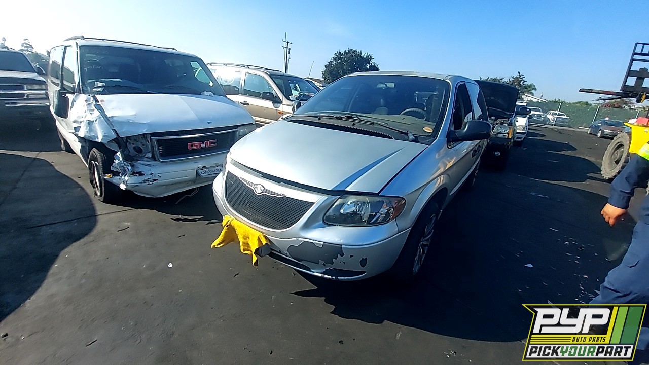 2002 CHRYSLER VOYAGER available for parts