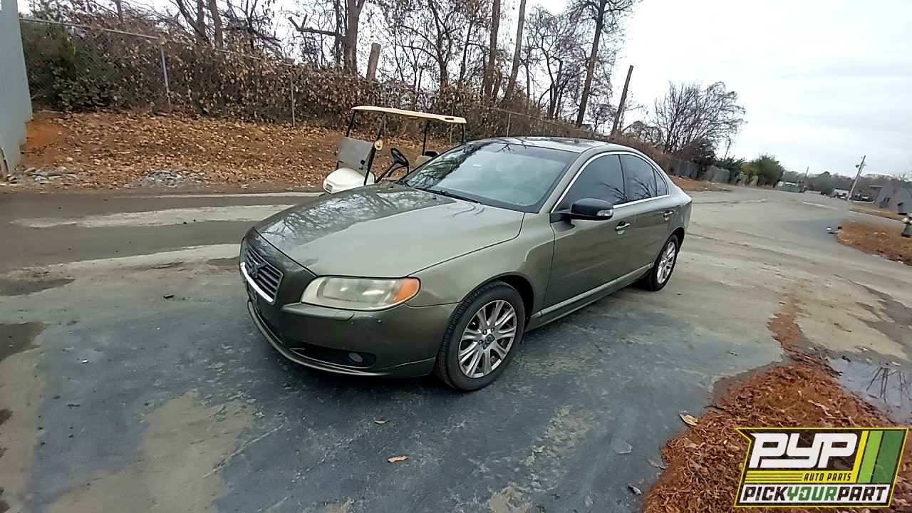 2009 VOLVO S80 available for parts