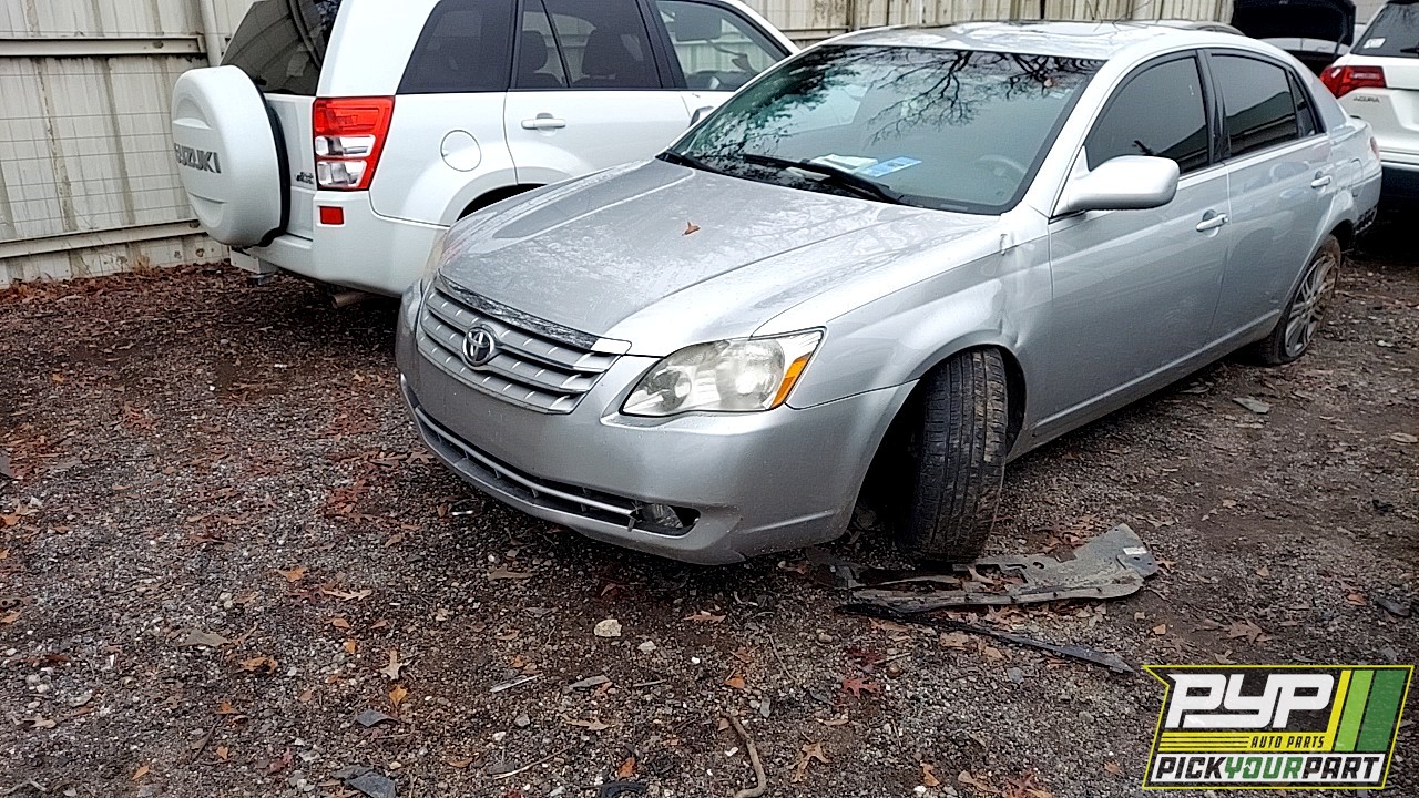 2005 TOYOTA AVALON partes disponibles