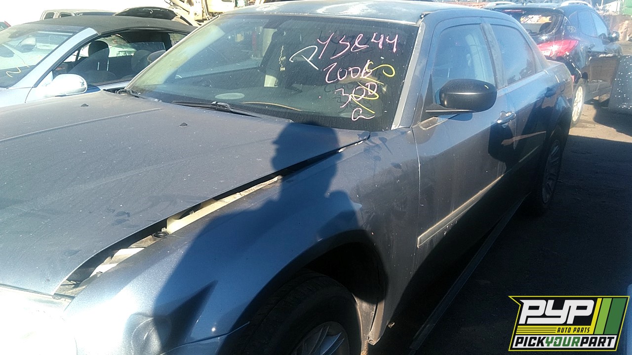 2006 CHRYSLER 300 partes disponibles