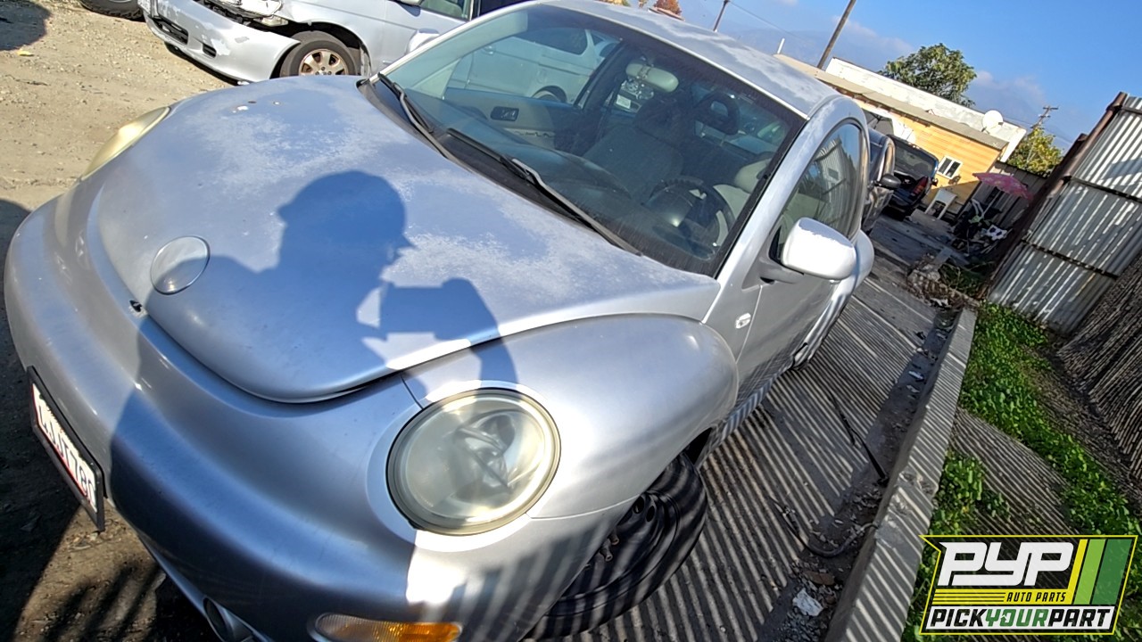 2000 VOLKSWAGEN BEETLE available for parts