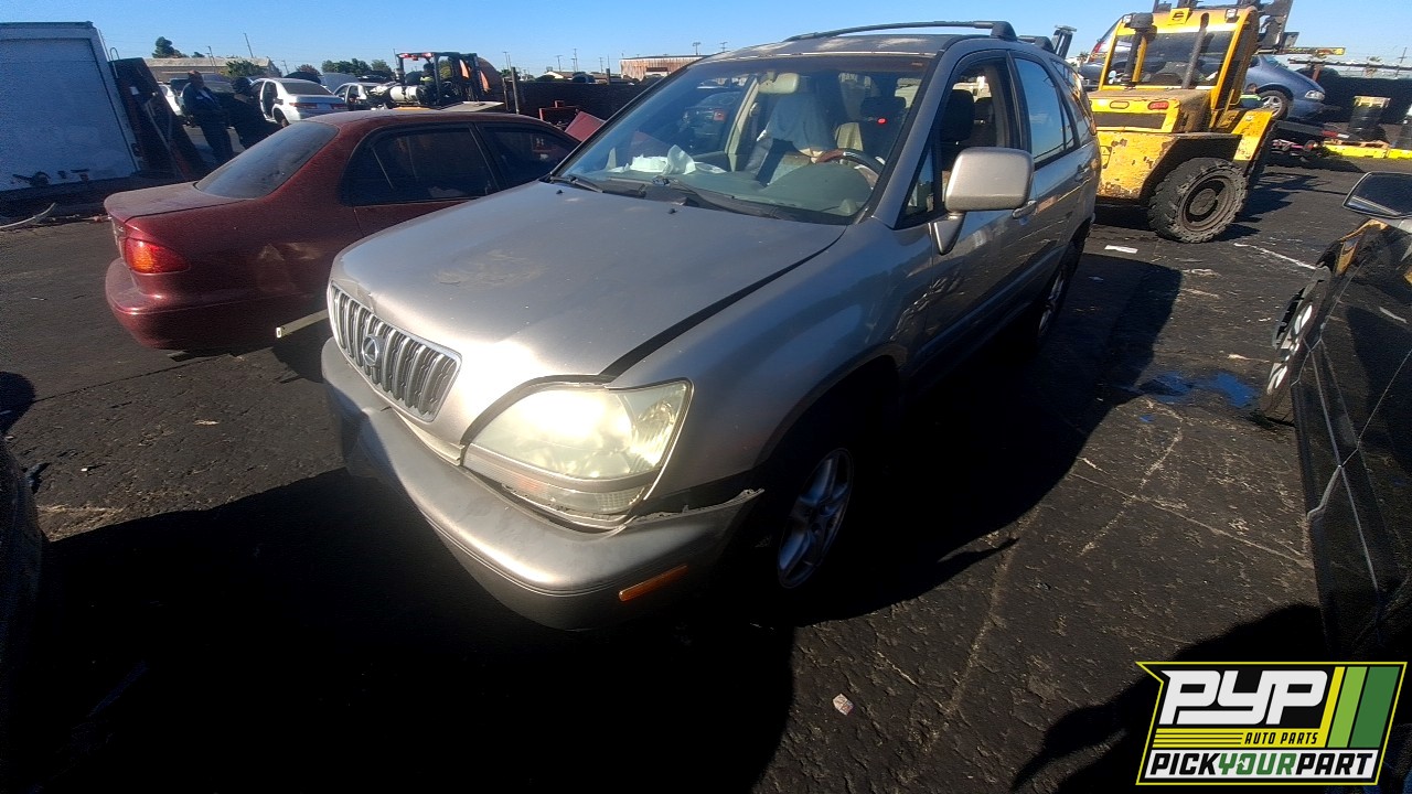 2001 LEXUS RX300 partes disponibles