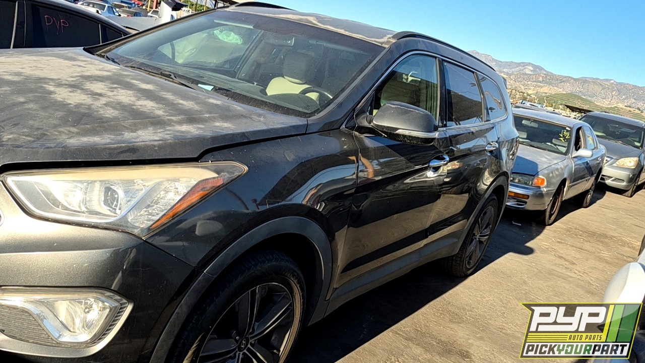 2013 HYUNDAI SANTA FE available for parts