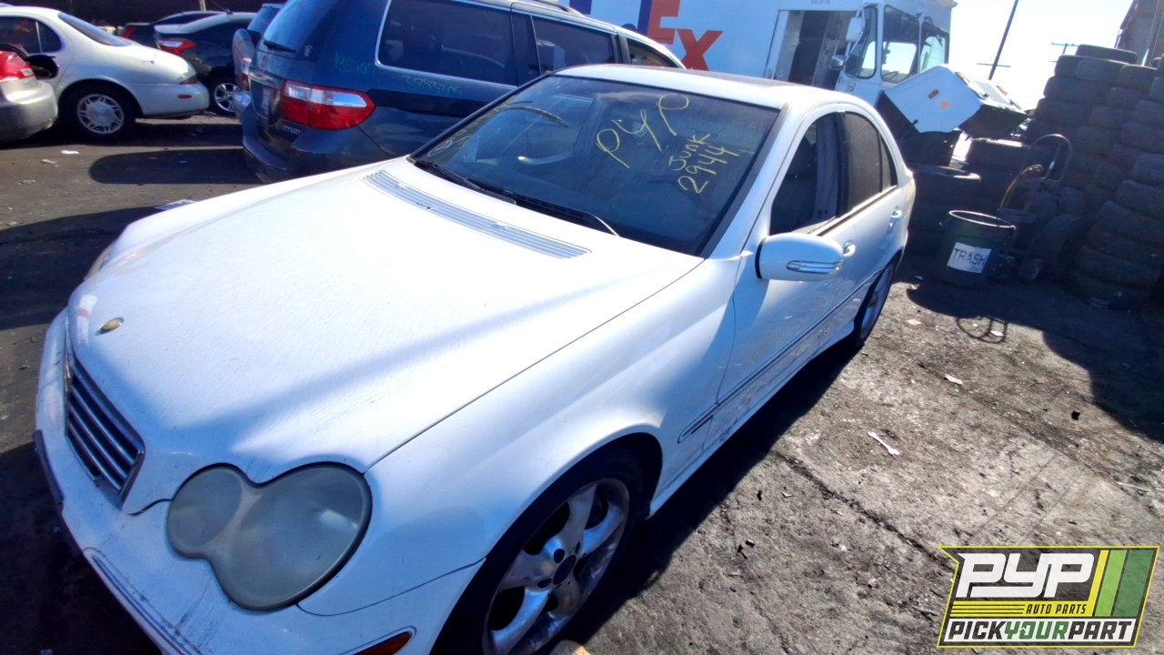 2005 MERCEDES-BENZ C230 partes disponibles