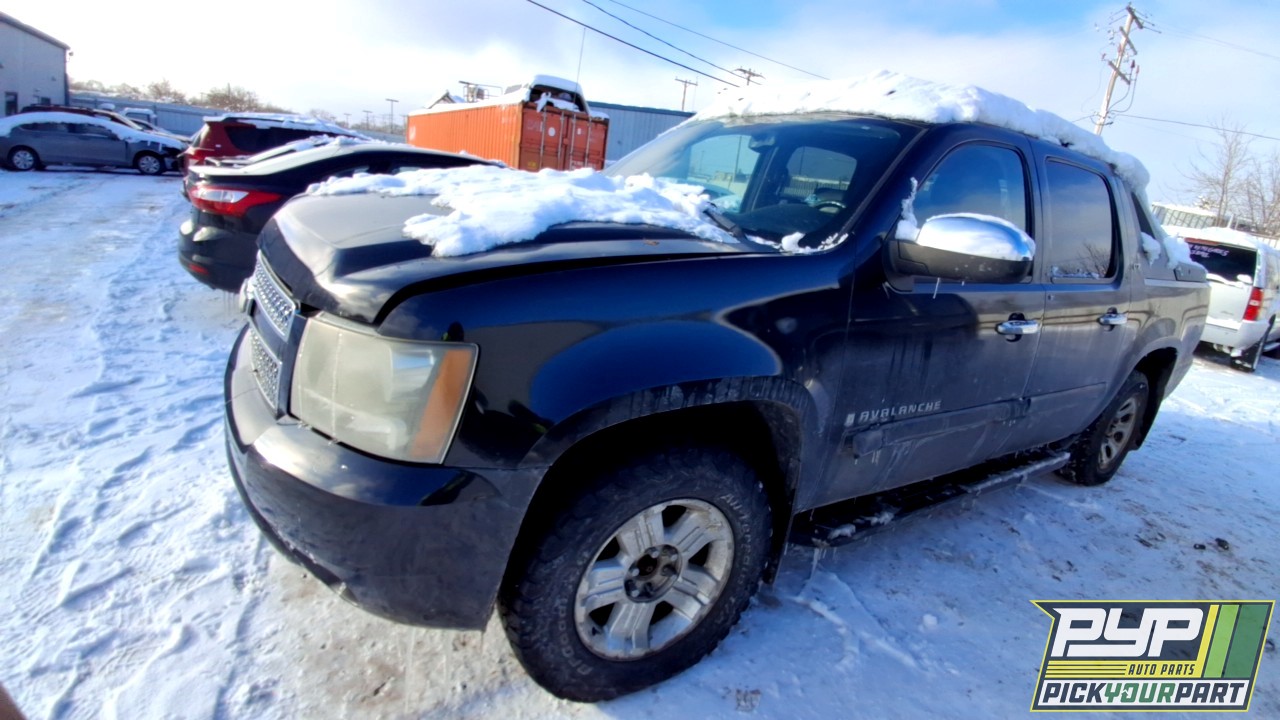 2008 CHEVROLET AVALANCHE available for parts
