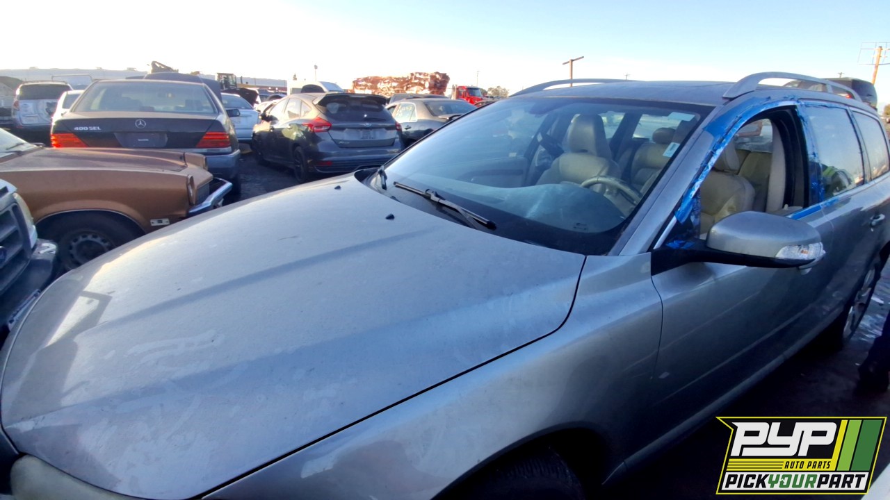 2008 VOLVO V70 partes disponibles