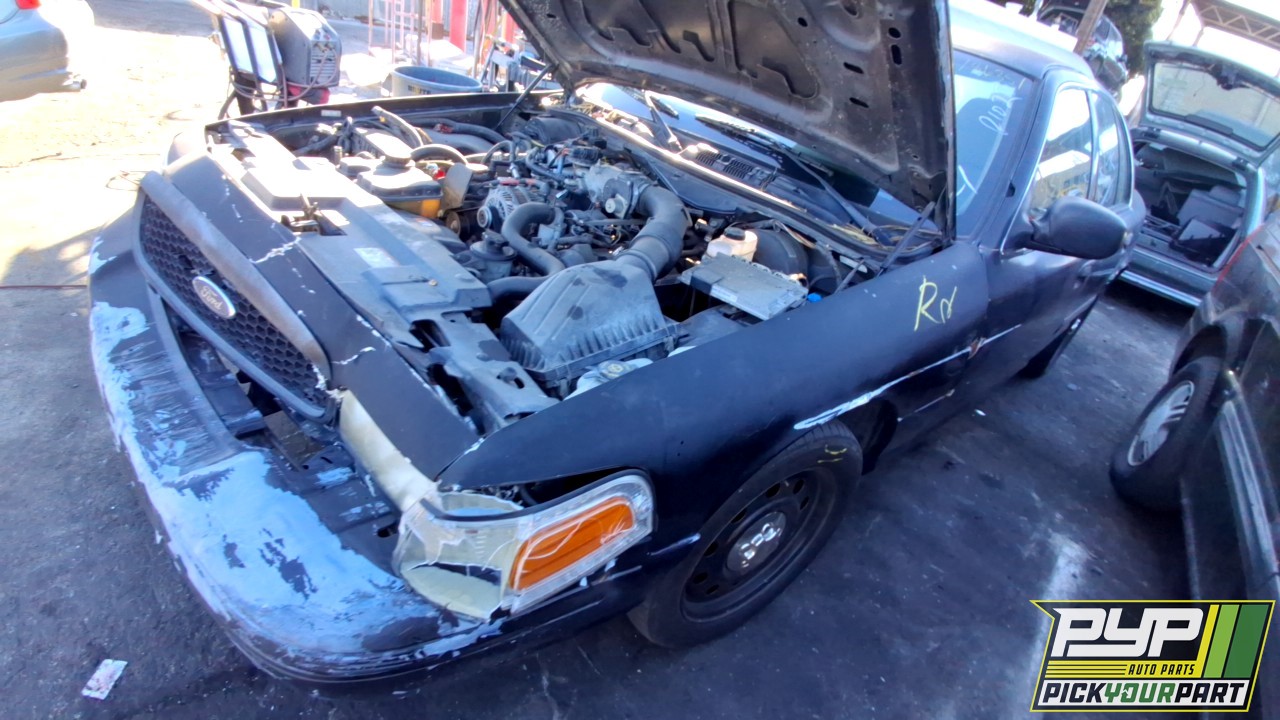 2011 FORD CROWN VICTORIA partes disponibles