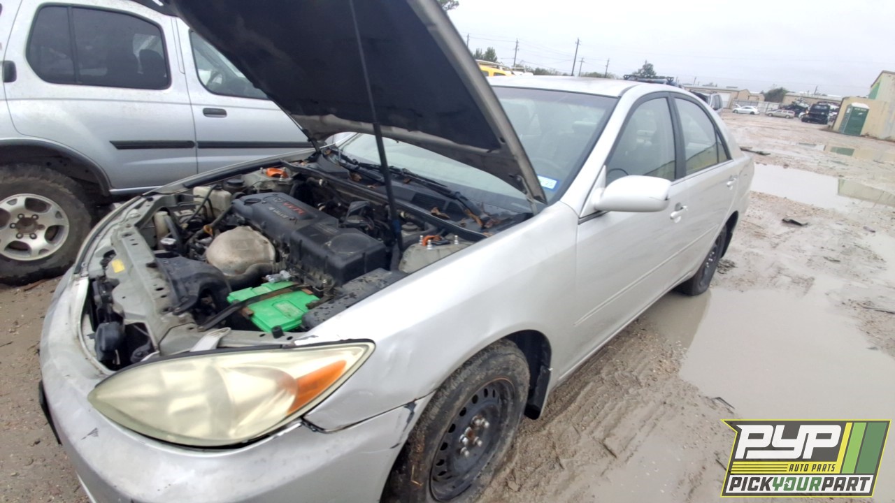 2002 TOYOTA CAMRY partes disponibles
