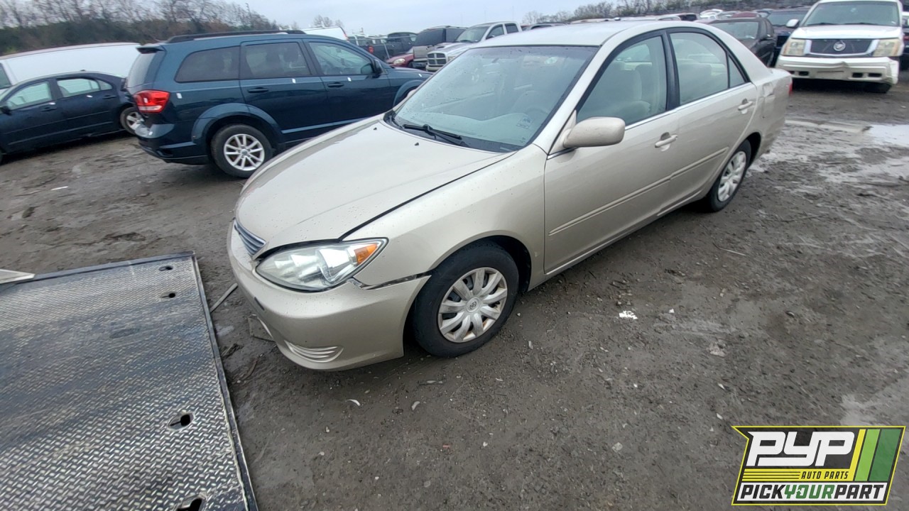 2005 TOYOTA CAMRY partes disponibles