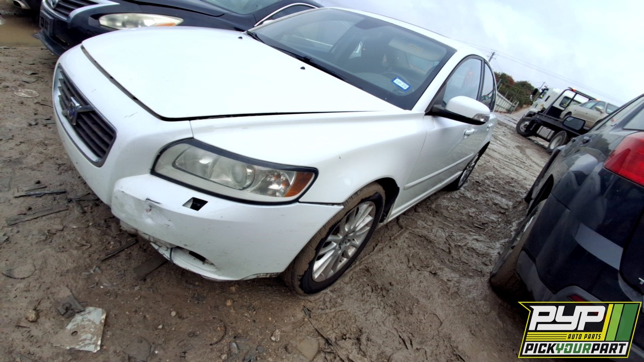 2010 VOLVO S40 available for parts