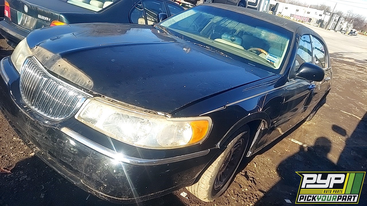 2000 LINCOLN TOWN CAR partes disponibles