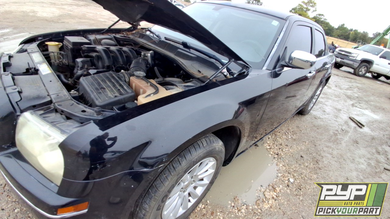 2010 CHRYSLER 300 partes disponibles