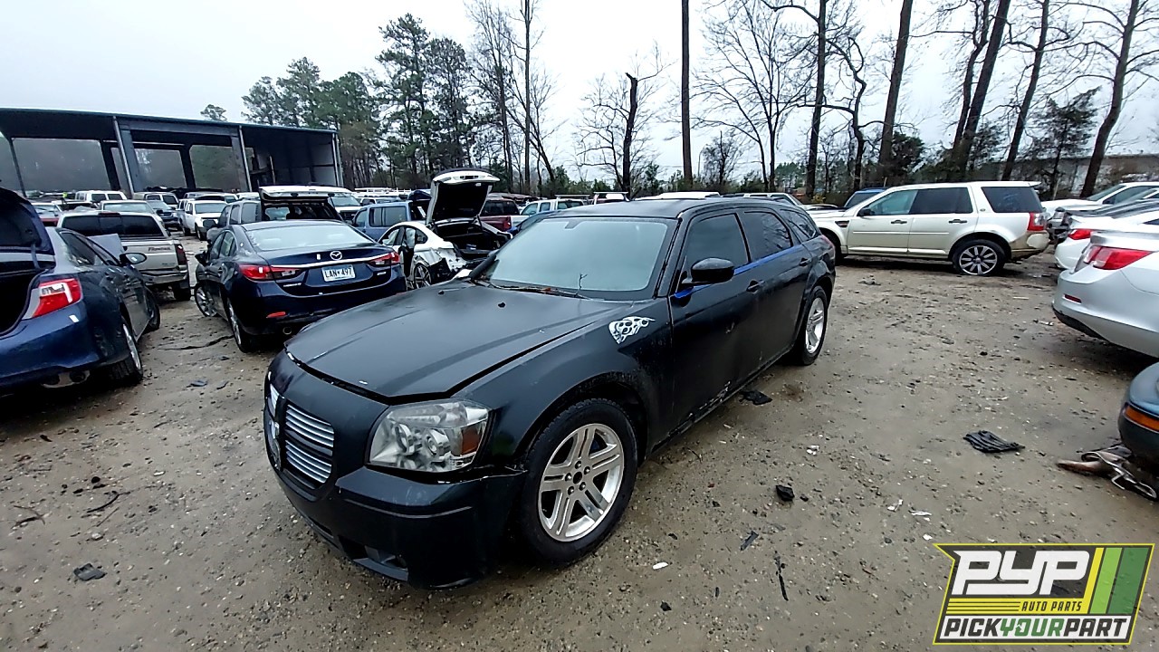 2005 DODGE MAGNUM available for parts