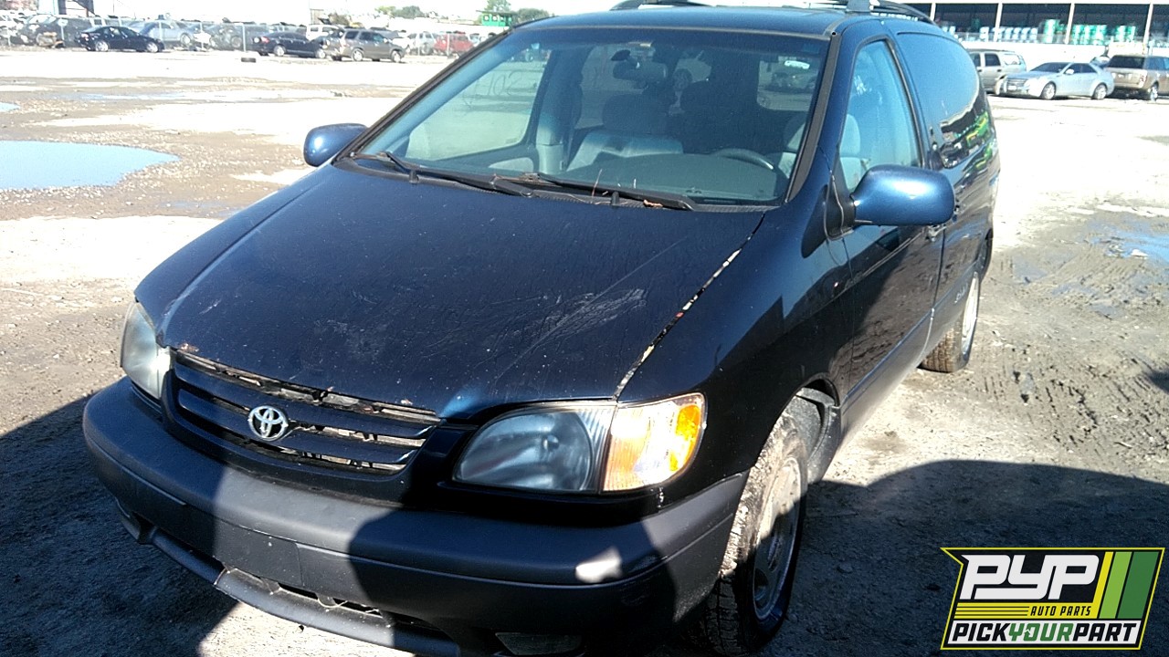 2001 TOYOTA SIENNA available for parts