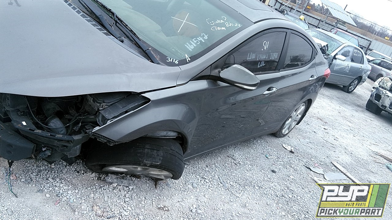 2013 HYUNDAI ELANTRA partes disponibles