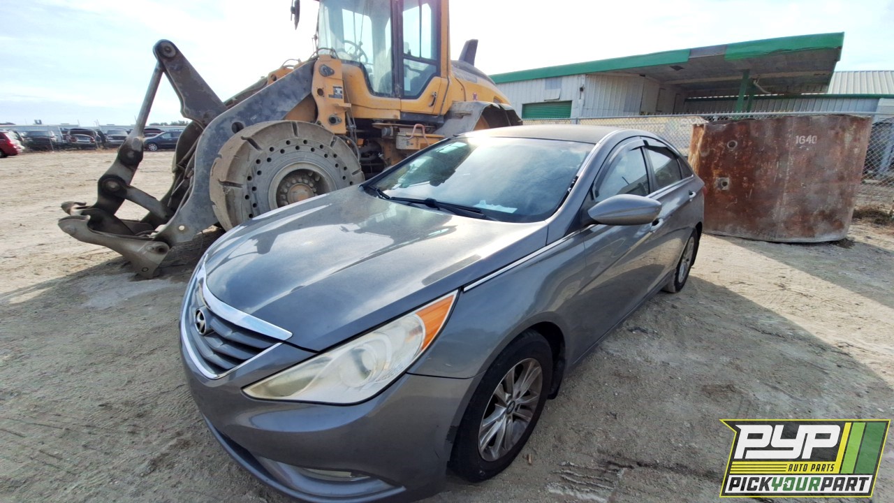 2013 HYUNDAI SONATA available for parts