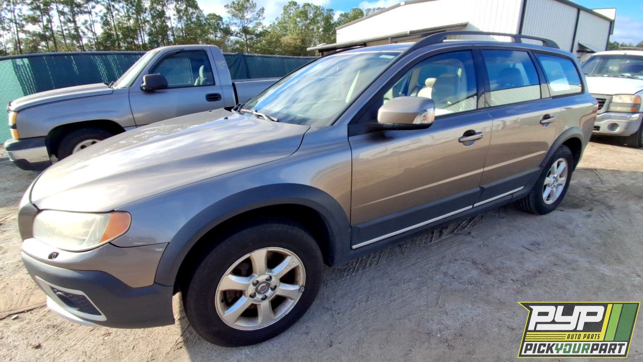 2008 VOLVO XC70 partes disponibles