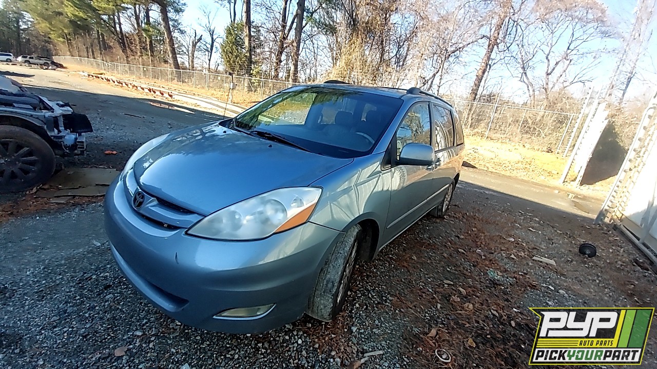 2008 TOYOTA SIENNA available for parts