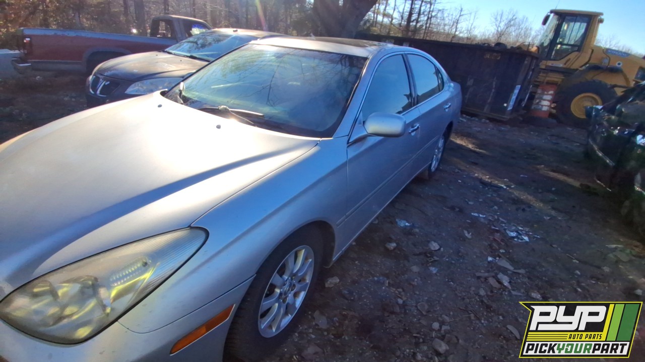 2002 LEXUS ES300 partes disponibles