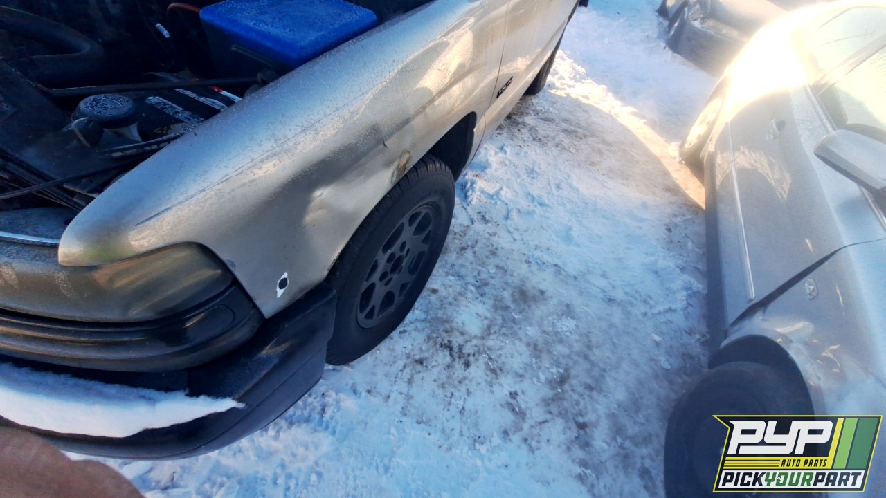 2001 CHEVROLET TAHOE partes disponibles