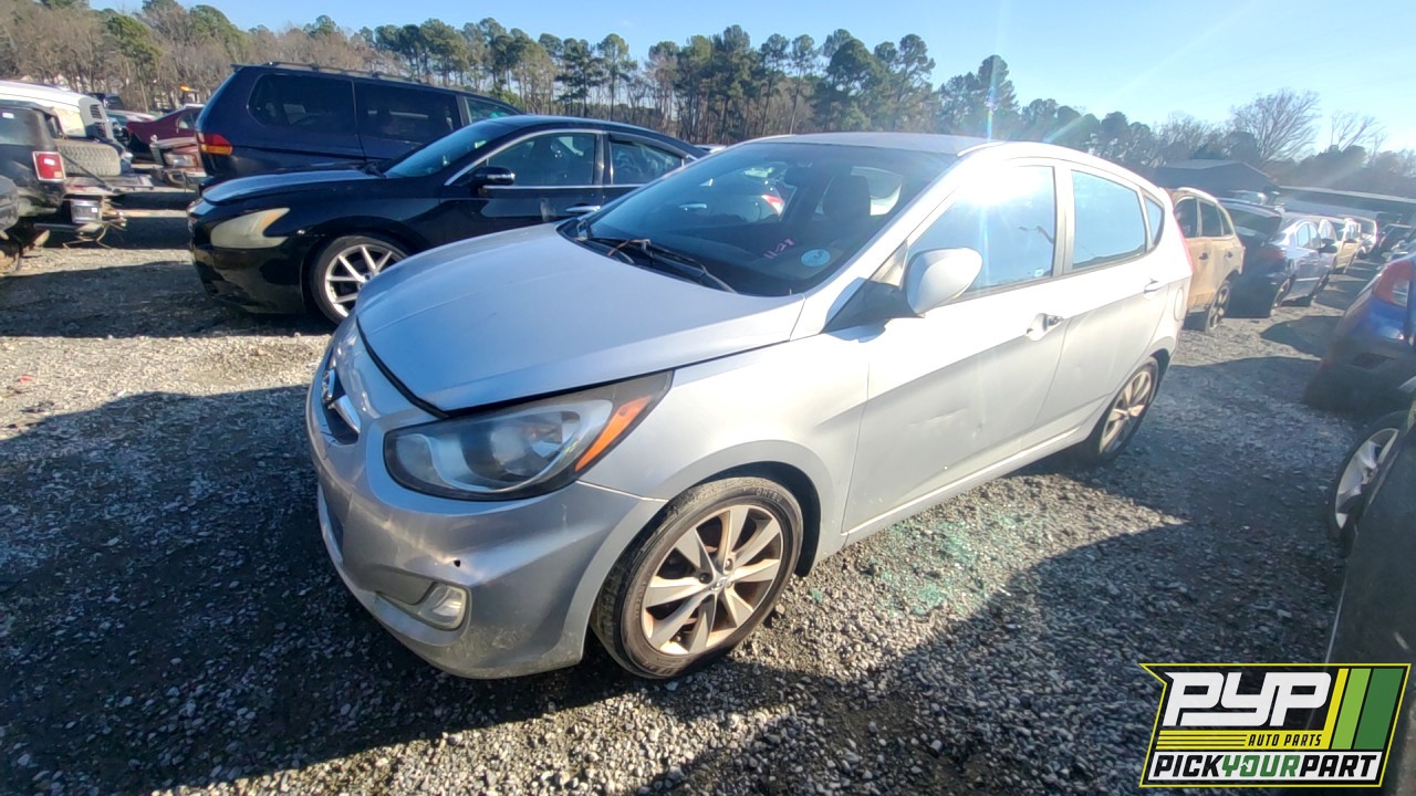2012 HYUNDAI ACCENT partes disponibles