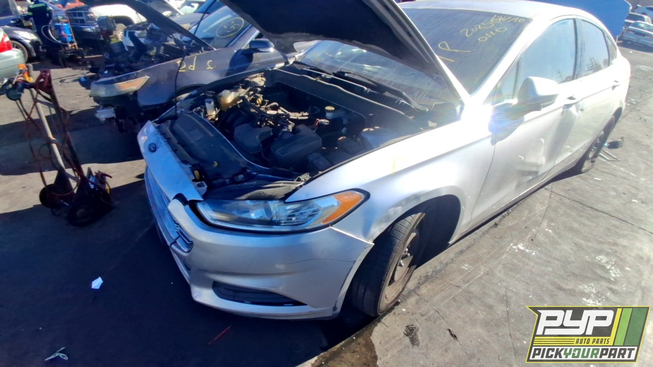 2013 FORD FUSION partes disponibles