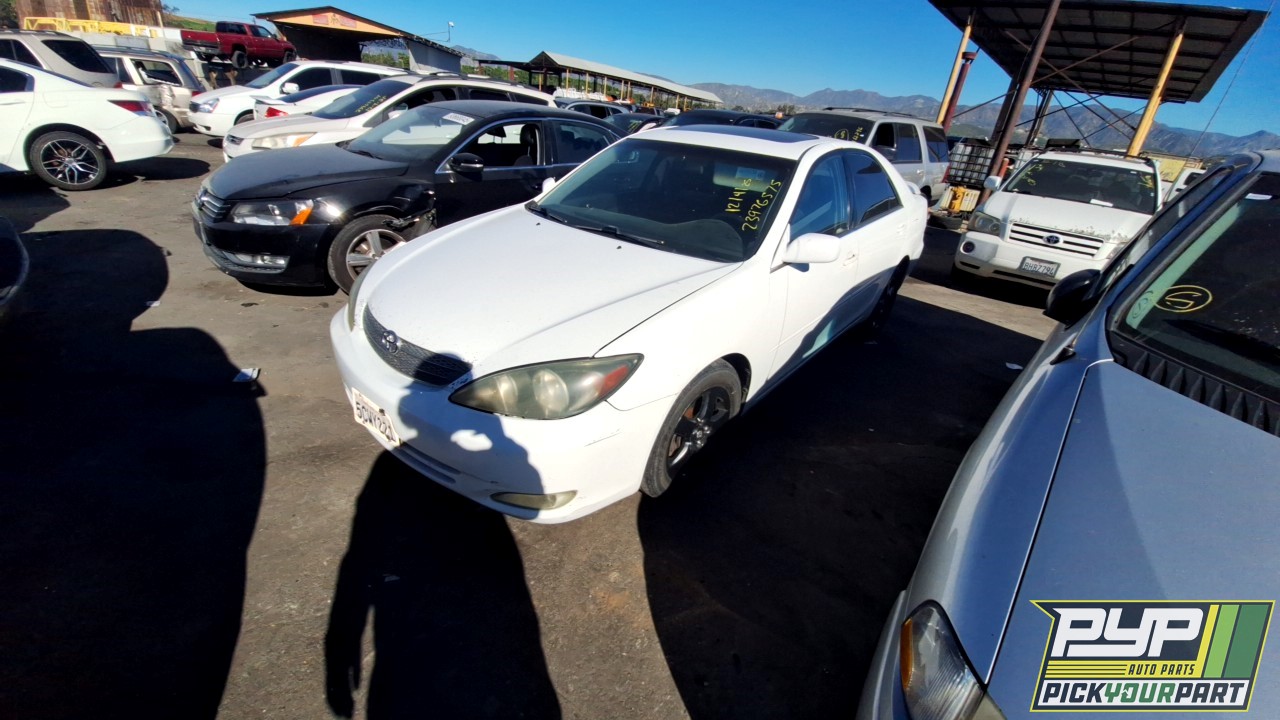 2003 TOYOTA CAMRY partes disponibles