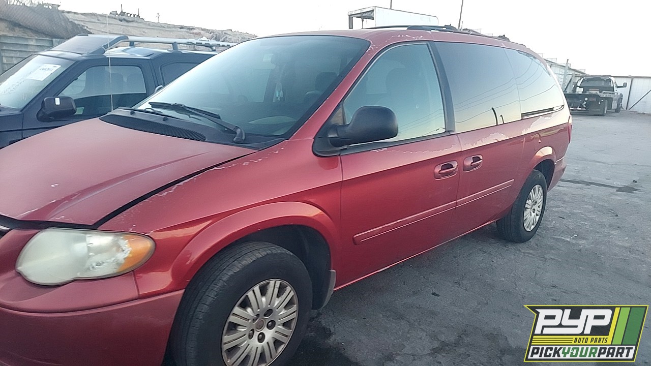 2005 CHRYSLER TOWN & COUNTRY available for parts