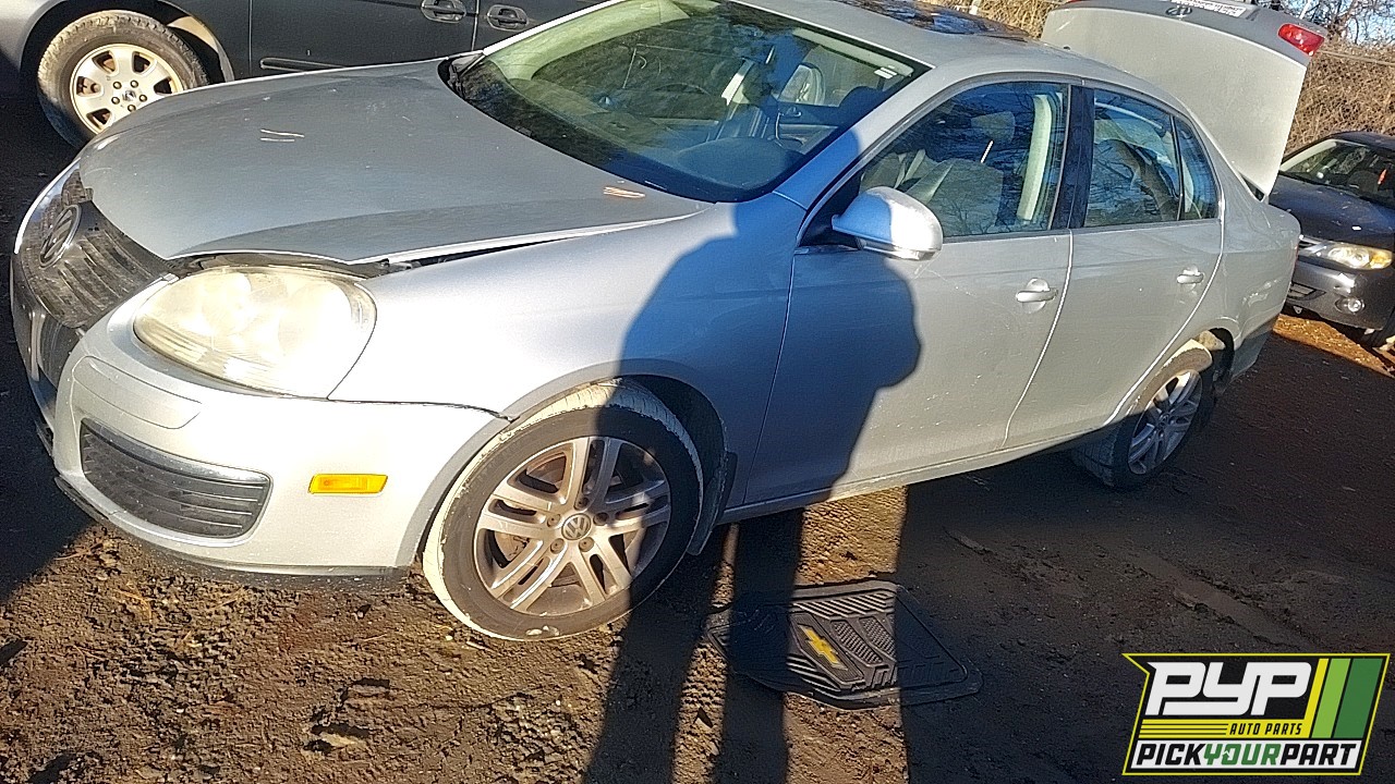 2006 VOLKSWAGEN JETTA partes disponibles