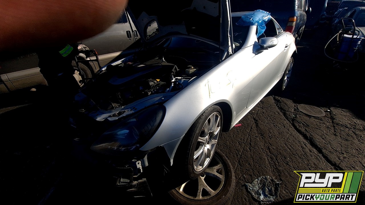 2006 MERCEDES-BENZ SLK350 available for parts