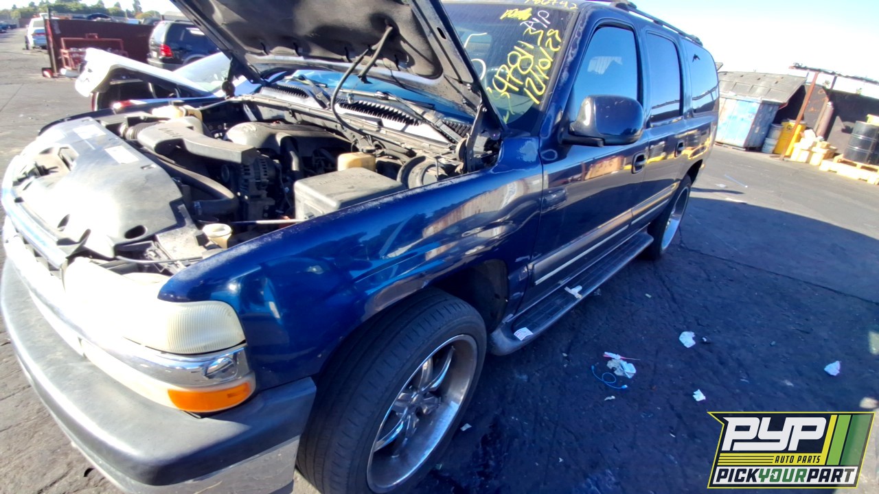 2001 CHEVROLET SUBURBAN 1500 available for parts